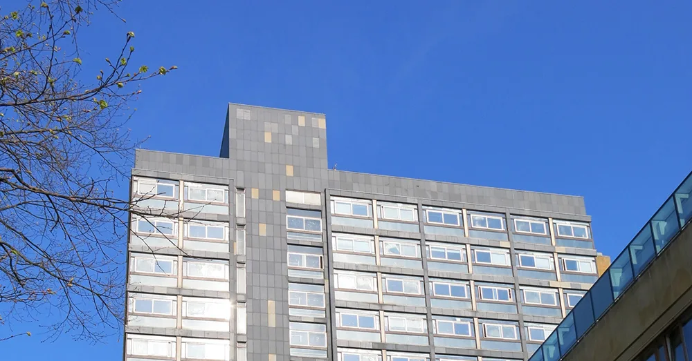 Universiteit van Edinburgh: David Hume Tower verliest naam na linkse actie