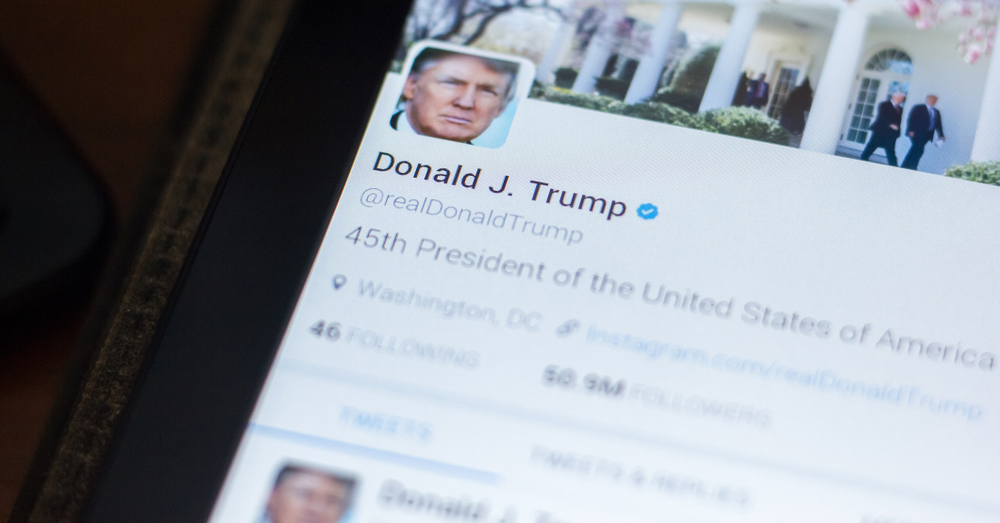 Twitter verwijdert Trump permanent