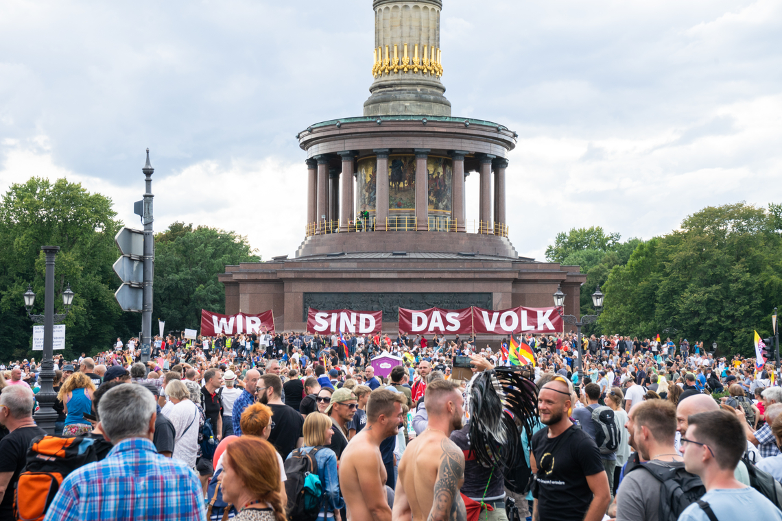 Duitse inlichtingendienst gaat "anti-lockdown dwarsdenkers" observeren