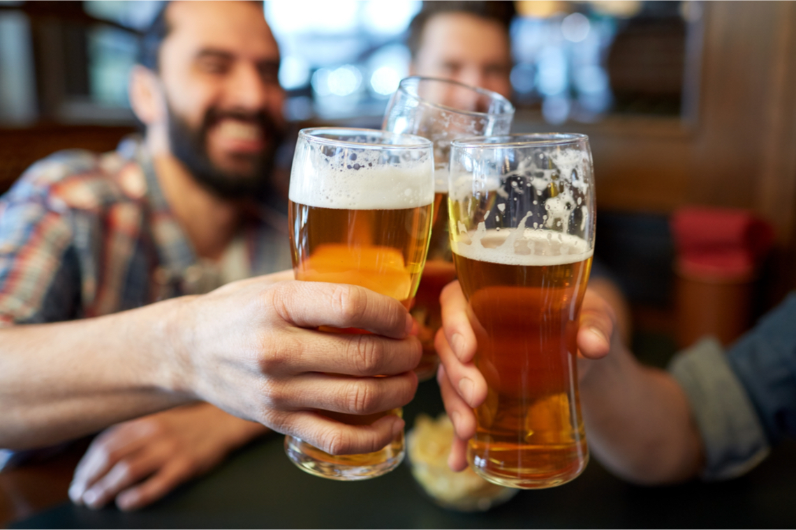 Federale regering wil alcoholreclame gedeeltelijk verbieden