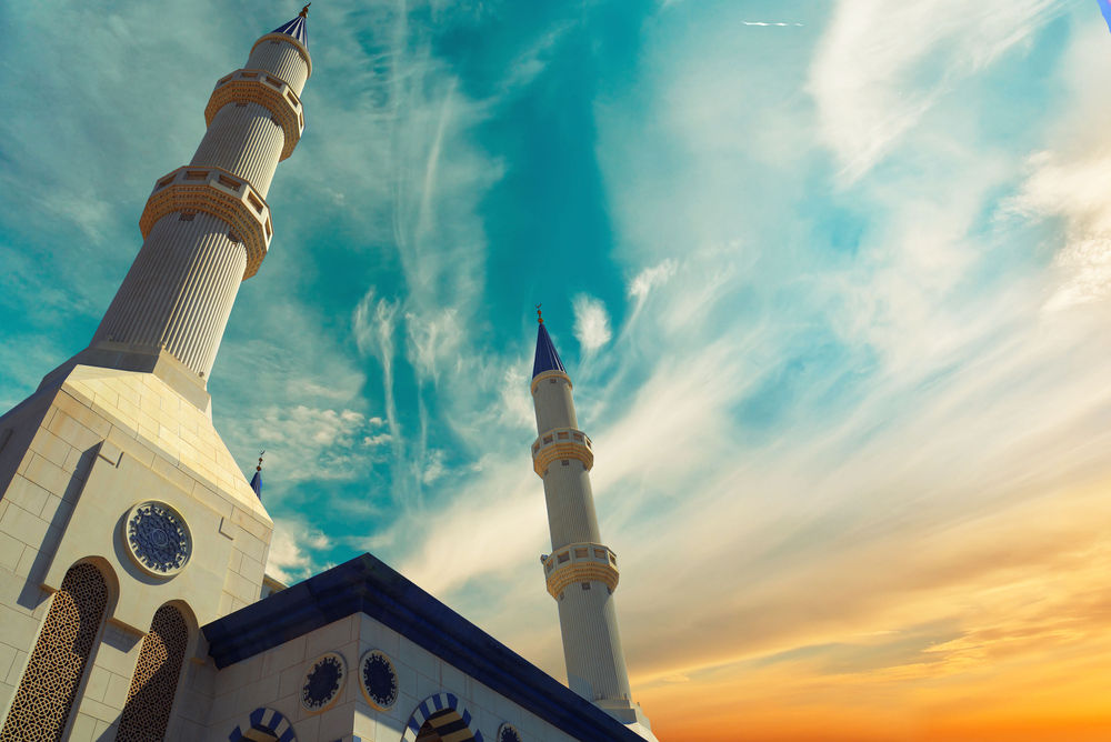 Moskeeën vragen uitzondering op avondklok. Foto Shutterstock.