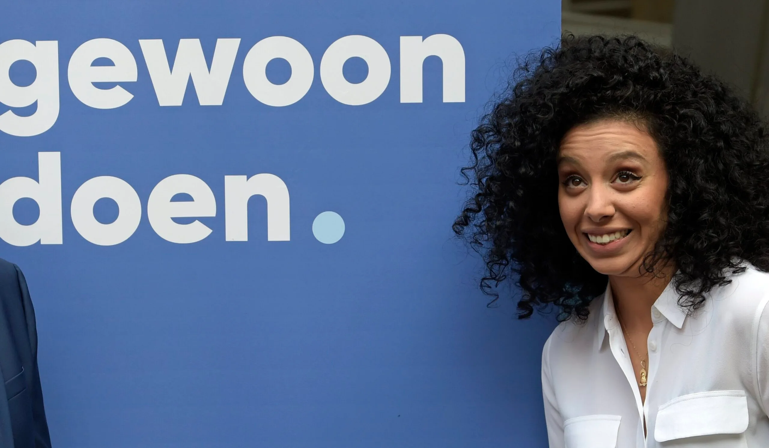 “We namen kennis van geldstromen waar geen boekhoudkundige verklaring voor gegeven kon worden en als opnames in rekening courant worden gekwalificeerd”, zei Termote daarover begin april. El Kaouakibi en Nguyen werden door Termote in gebreke gesteld, in de hoop dat geld terug te zien en de curator trok naar de ondernemingsre