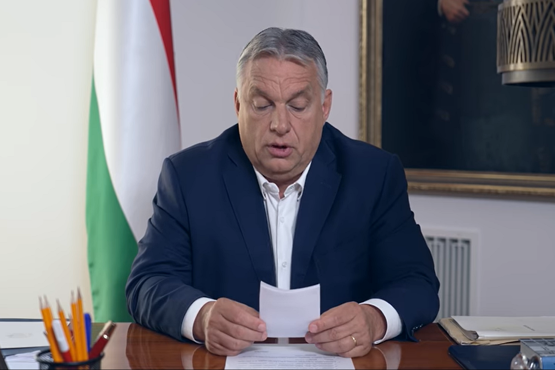 Viktor Orbán kondigt het referendum aan. Foto Facebook