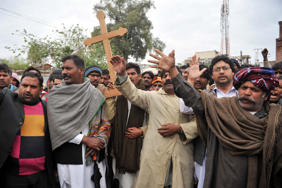 4 gewonden bij aanslag op Pakistaanse kerk