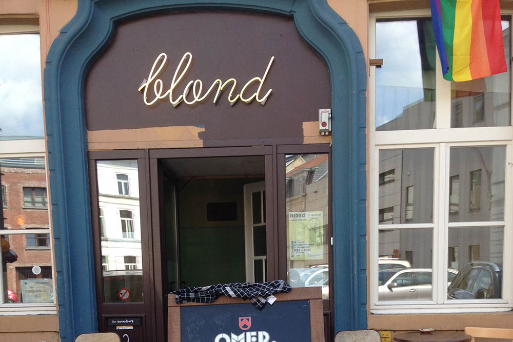 Café Blond (Facebook)