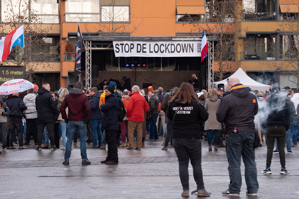 Nederlandse regering korte lockdown geadviseerd (Foto Shutterstock)