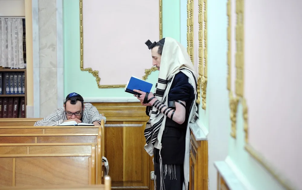 Joden bidden in Donetsk, 2014 © Mehdi Chebil/Polaris/Photo News