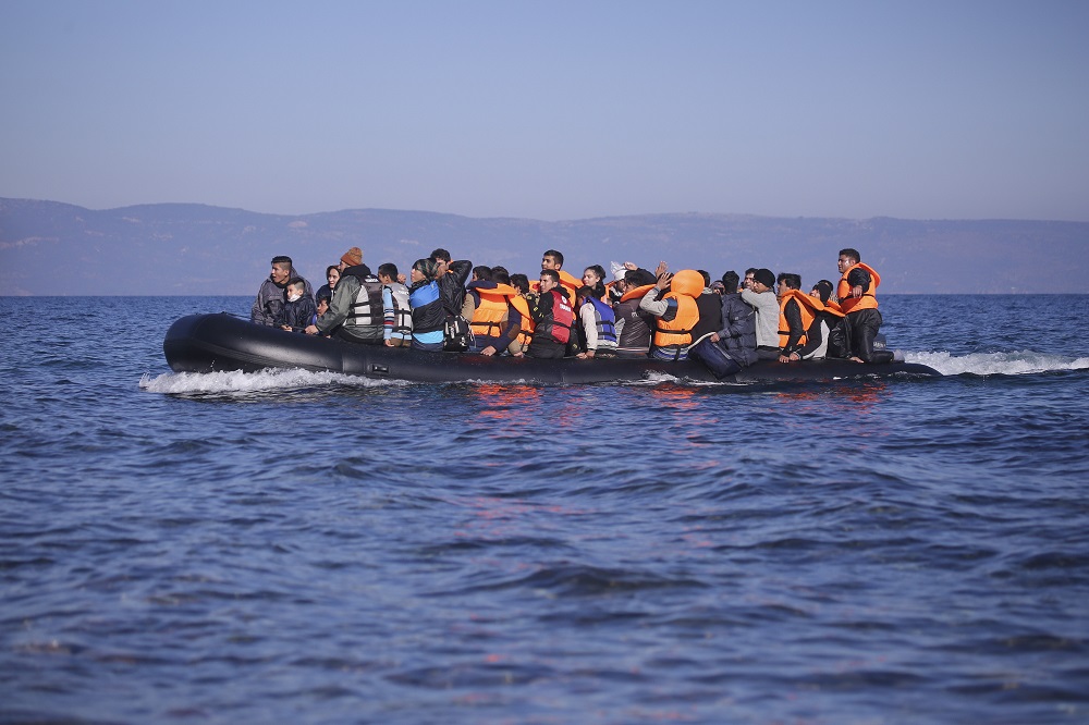 Migranten bij Lesbos (Shutterstock)