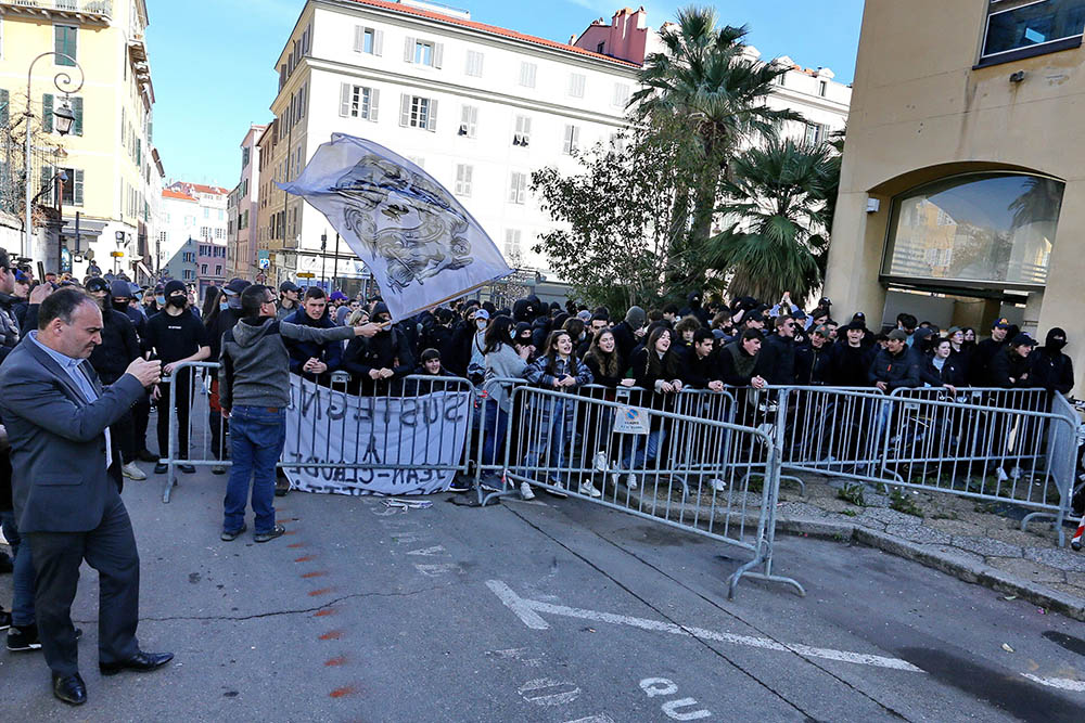 Betoging op Corsica (Photonews)