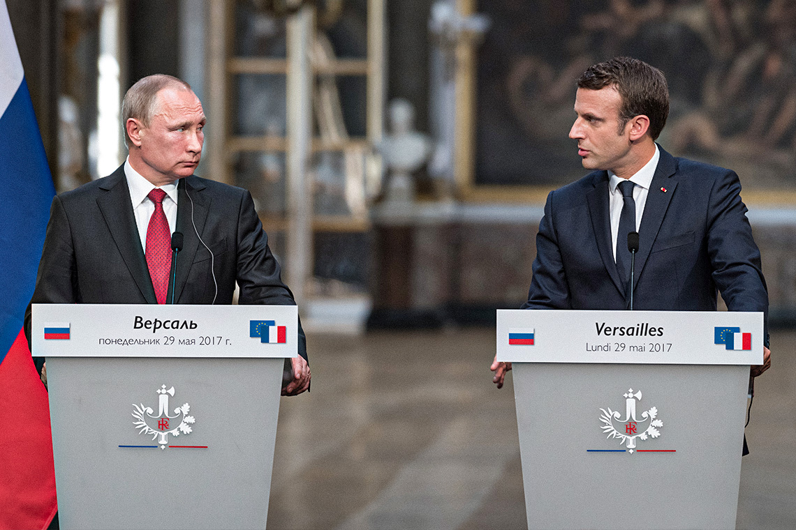 Russische president Vladimir Poetin en Franse president Emmanuel Macron in betere tijden. Shutterstock