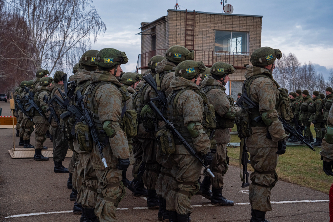 Rusland werft 134.500 nieuwe dienstplichtigen aan, maar belooft ze niet naar Oekraïne te sturen