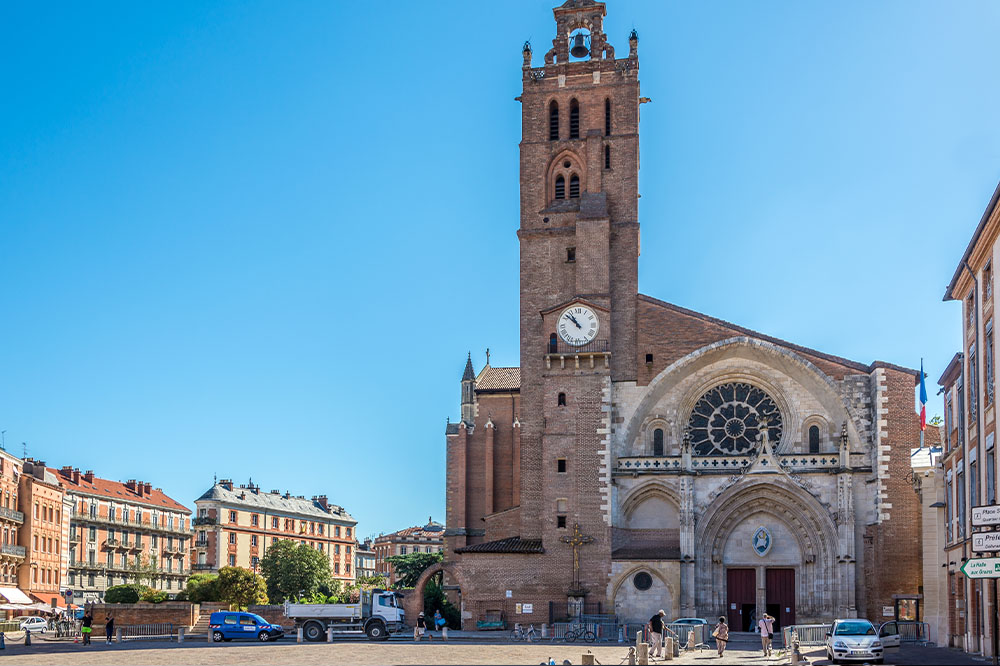 Mislukte bomaanslag op kathedraal van Toulouse tijdens misviering