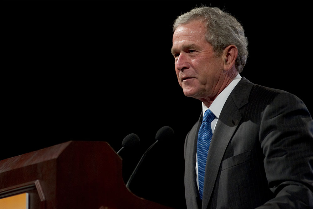 George W. Bush maakt erg gênante uitschuiver