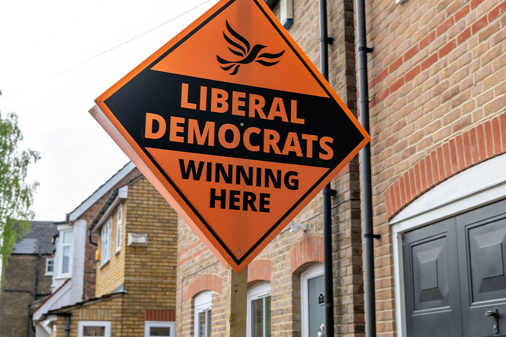 Lokale verkiezingen in Engeland draaien uit op nederlaag voor conservatieven, maar socialisten profiteren amper