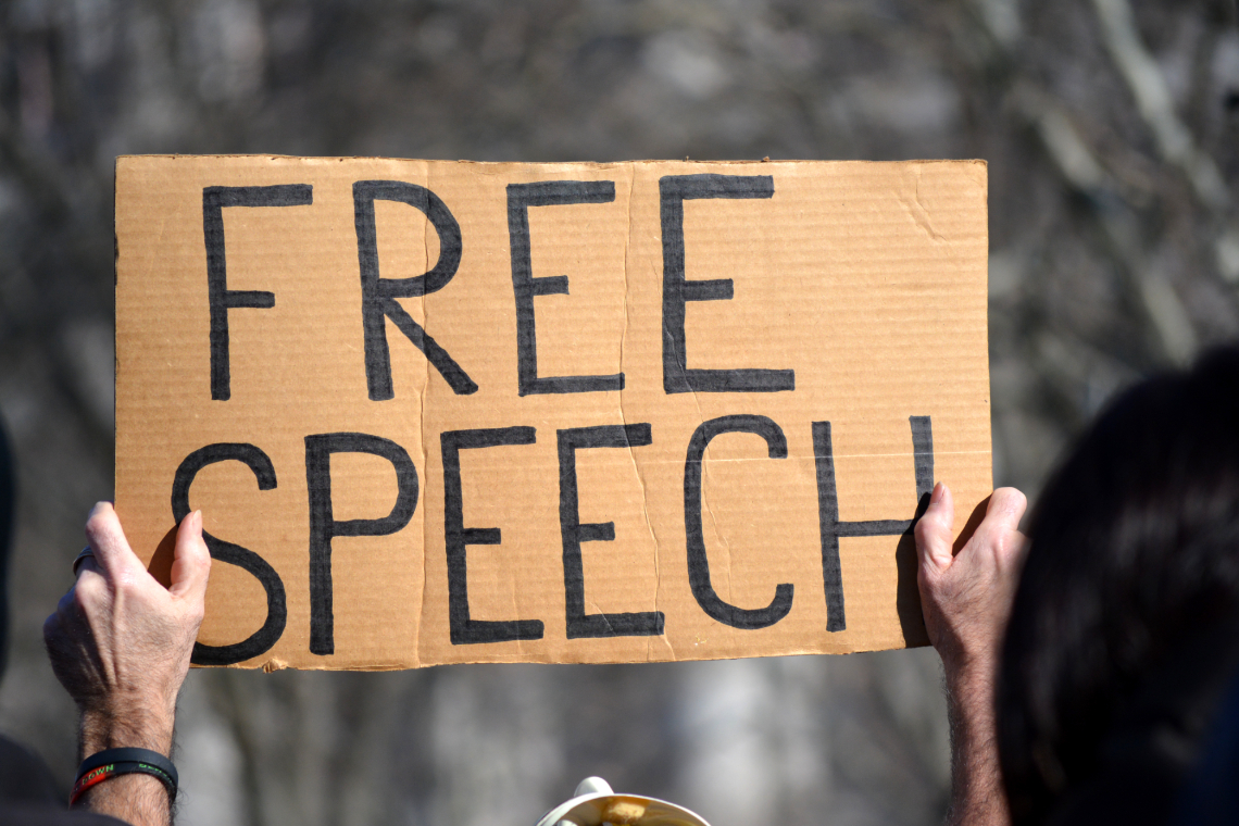 61 procent van studenten wil vrijheid van meningsuiting aan banden leggen: "Ruggengraatloze en intolerante wezens"