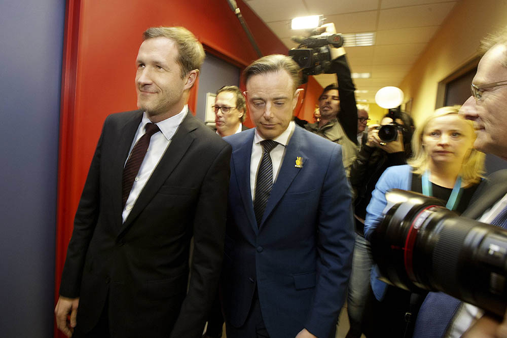 Paul Magnette (PS) & Bart De Wever (N-VA), voorzitters van de twee rijkste partijen (Belga)