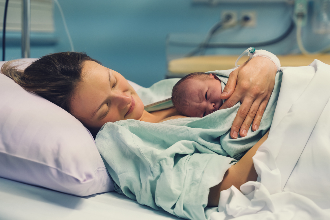 Australische regering grijpt in: 'geboorteouder' op ziekenhuisdocumenten weer vervangen door 'moeder'