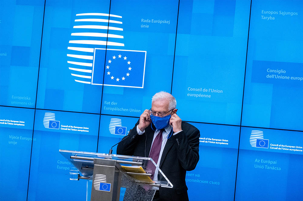 EU-topdiplomaat onder vuur voor "racistische" beeldspraak
