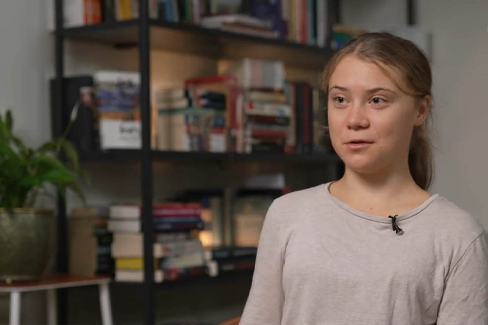 Duitse politie voert klimaatactiviste Greta Thunberg hardhandig weg bij protest