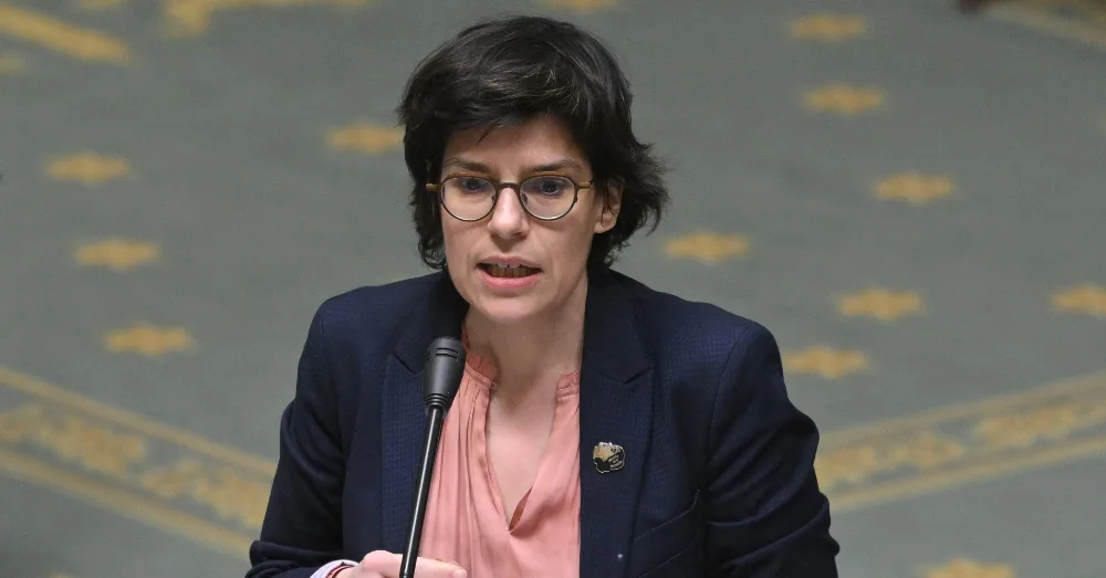Ruimte voor nieuwe kerncentrales in wetsvoorstel Van der Straeten: “Schijnbeweging” volgens oppositie
