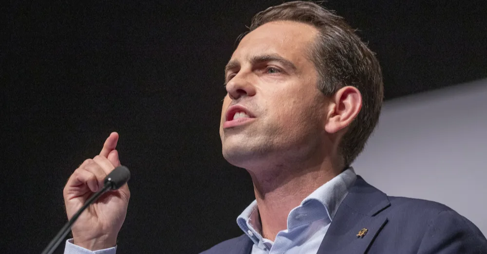 Demir wil transparantie over waar miljard euro aan VREG-subsidies naartoe gaat
