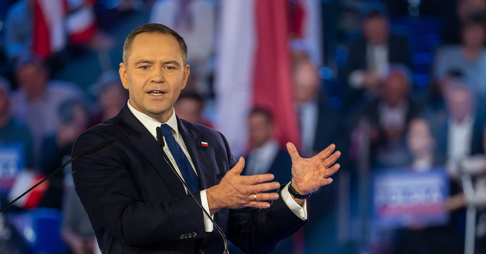 Nawrocki is een partijloze politicus, hoewel hij openlijk werd gesteund door de fatsoenlijk rechtse partij Recht en Rechtvaardigheid (Shutterstock)
