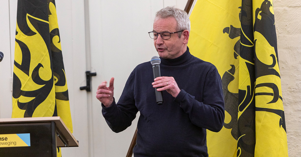 Bart Maddens over staatshervorming: "Vlaamse partijen moeten front vormen"