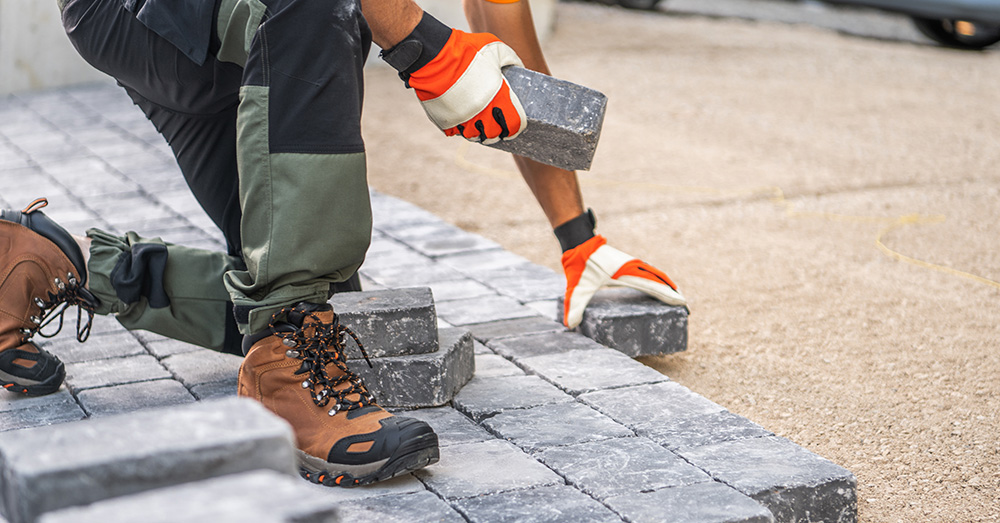 Miljoenen uitgegeven, amper geschoolde buitenlandse vakmensen aangeworven