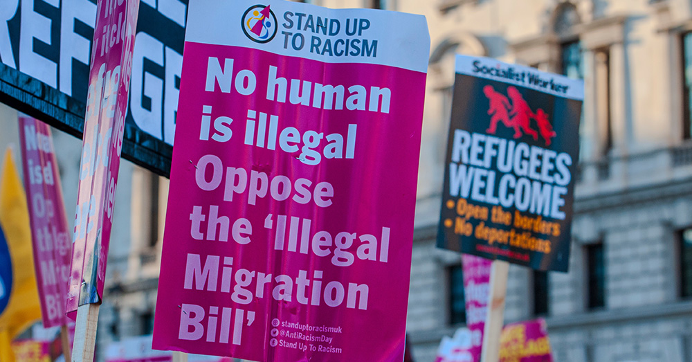 Nieuw migratieschandaal in VK: illegalen innen vertrekpremie en komen illegaal terug