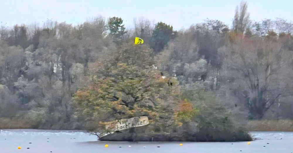 Leeuwenvlag wappert op eiland De Gavers: onbekende activisten steken slachtoffer van steekpartij hart onder de riem