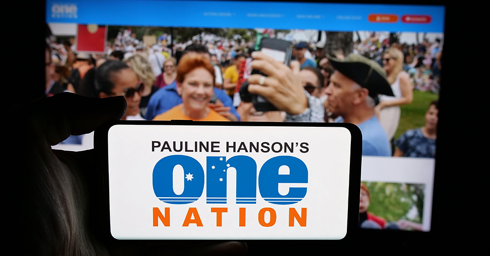 Met boerka in de Senaat