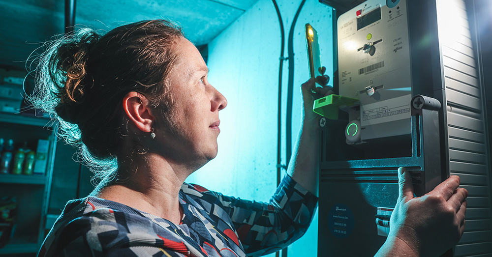 Premie op de helling door Fluvius: regering voorziet overgangsmaatregel voor 32.000 Vlaamse gezinnen