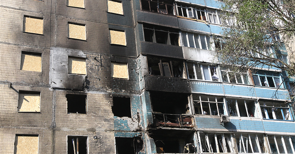 In Dnipropetrovsk raakte een Russische drone recent nog een appartementsgebouw (Photonews)