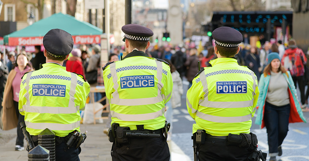 Veroordeelde verkrachter kon politieagent worden... onder mom van 'antiracisme' en 'diversiteit'