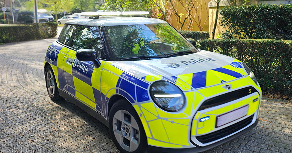 In Politiezone Noord rijdt de politie met elektrische Mini's Foto via Politiezone Noord