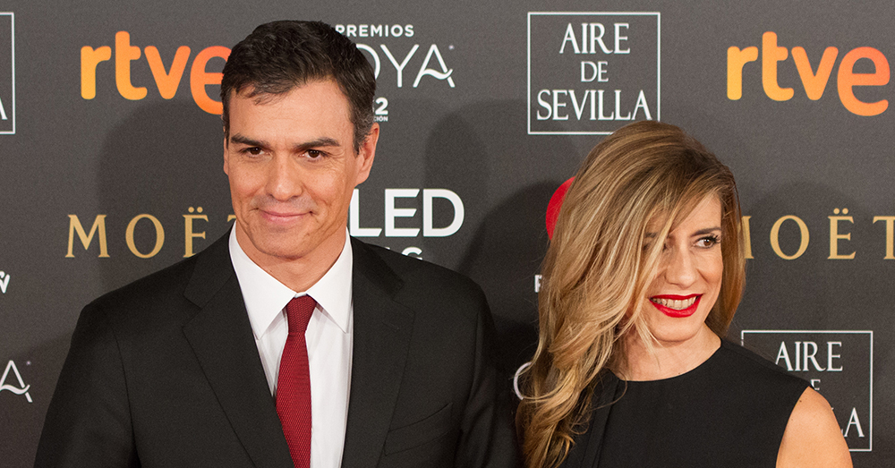 Pedro Sánchez en Begoña Gómez tijdens de Spaanse 'Goya Awards' (Carlos Delgado via Wikimedia Commons)