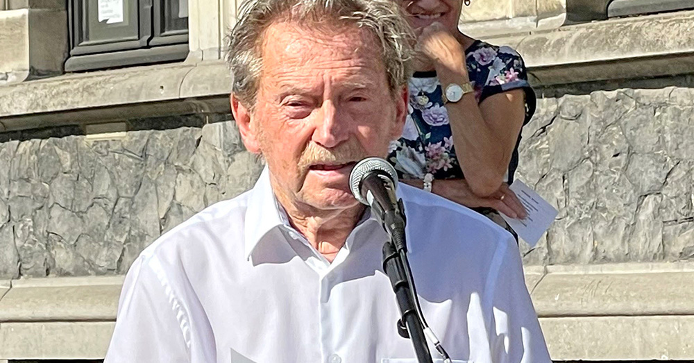 IN MEMORIAM. Alexander Evrard, een monument van de Vlaamse Beweging