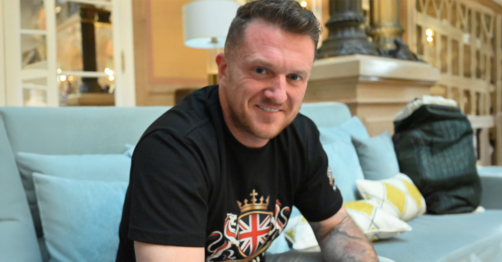 Tommy Robinson in gesprek met PAL (Foto Lode Goukens)