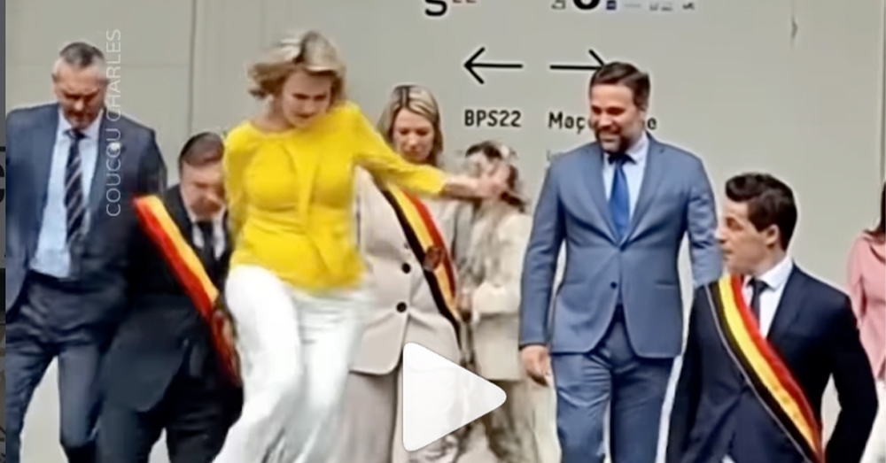 Het koningshuis kon niet lachen met dit duidelijk AI-gegenereerd beeld (instagram Coucou Charles)