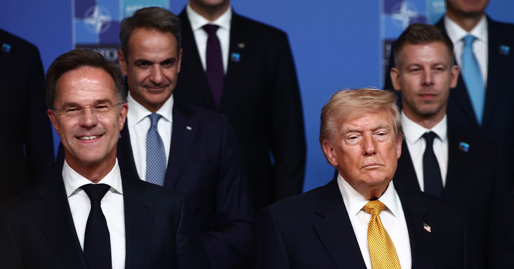 Fotomoment op de NAVO-top in Ankara (Photonews)