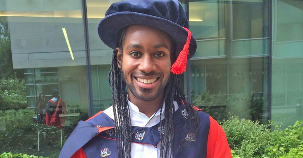 Jason Arday tijdens zijn afstudeerceremonie in 2016 (University of Cambridge)