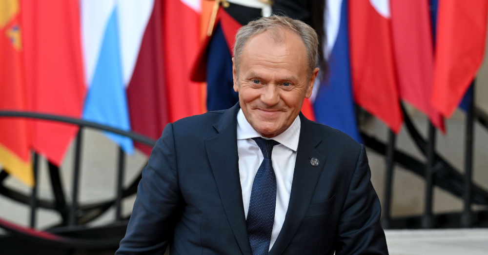 Donald Tusk onderhandelt met Trump over een nieuwe Amerikaanse legerbasis (Photonews)