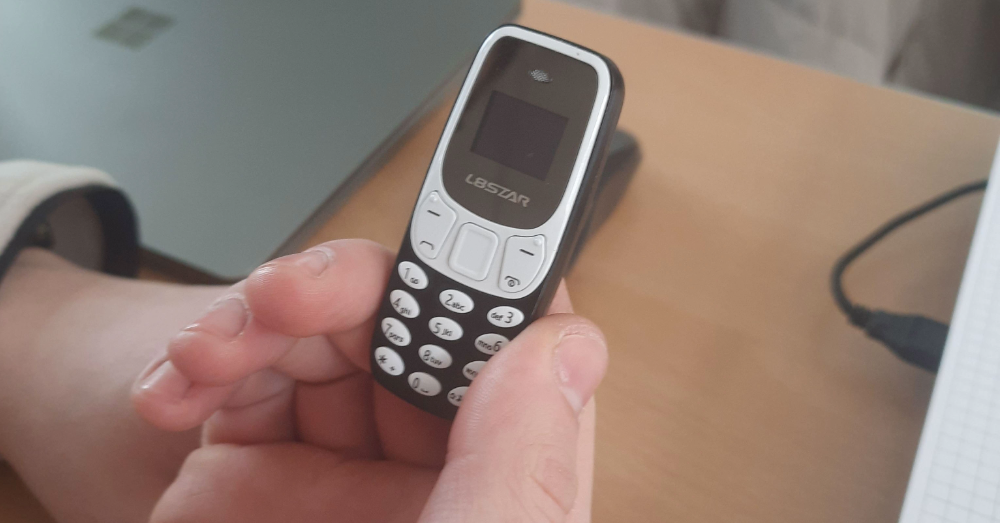 Mobiele telefoons worden in de gevangenis gesmokkeld (Reddit)