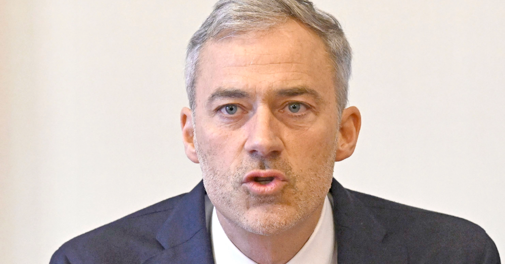 Yvan Verougstraete (Les Engages) fileert zijn 'eigen' Brusselse Regering (Photonews)
