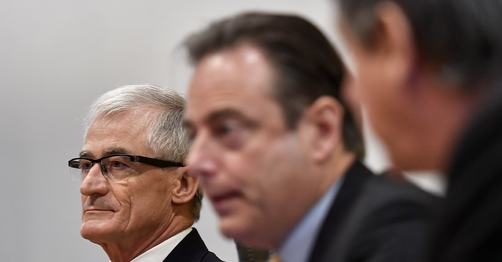 Zowel De Wever als regeringsleider en Bourgeois als voorzitter van de RvB Geert Bourgeois hadden zich kunnen uitspreken (Belga)